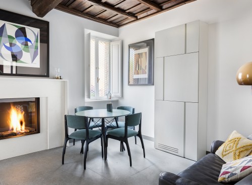 Monti Exclusive Medieval Tower