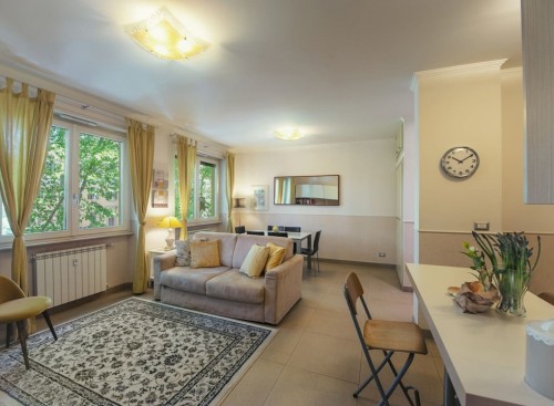 Sleek Testaccio Apartment